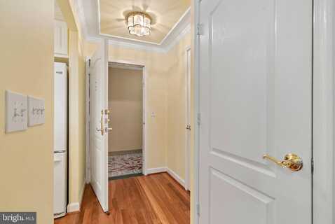 901 N MONROE STREET, ARLINGTON, VA 22201