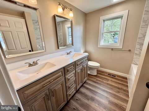 104 HOBBS STREET, GREENSBORO, MD 21639