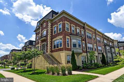 810 FAIR WINDS WAY, National, MD 20745