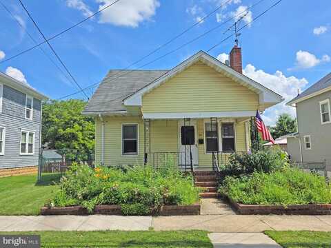 54 E UNION STREET, BORDENTOWN, NJ 08505
