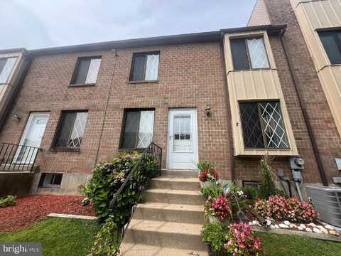 5200 HILLTOP DRIVE, BROOKHAVEN, PA 19015