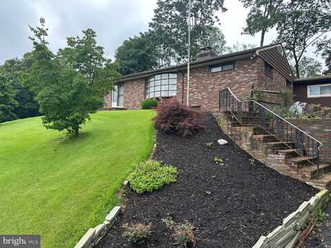 3568 NEW HOLLAND ROAD, MOHNTON, PA 19540