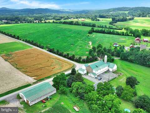 241 MUD RUN ROAD, OLEY, PA 19547