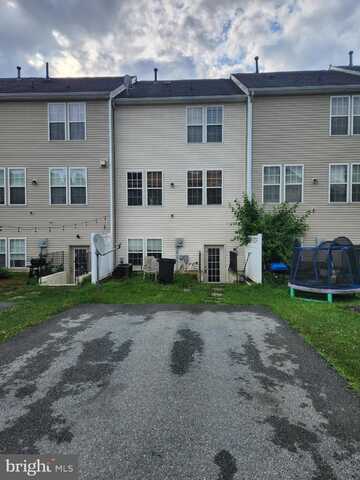 92 DAVIS STREET, CHARLES TOWN, WV 25414