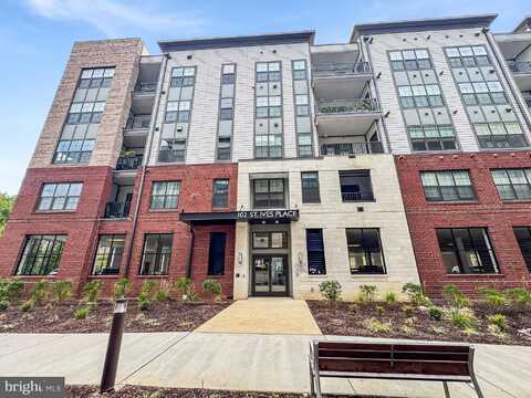 102 SAINT IVES, National, MD 20745