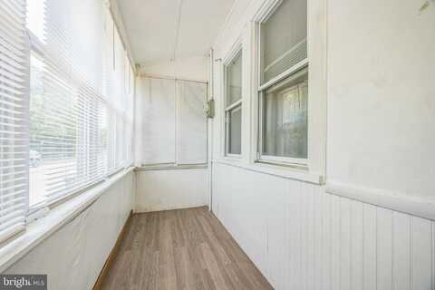 806 POWELL STREET, GLOUCESTER CITY, NJ 08030