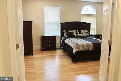 8421 W GROVE ROAD, ELLICOTT CITY, MD 21043