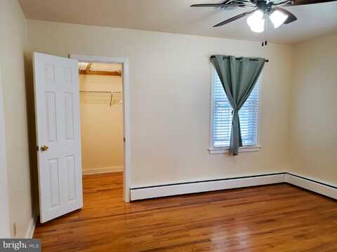 216 W CHESTNUT STREET, CLEONA, PA 17042