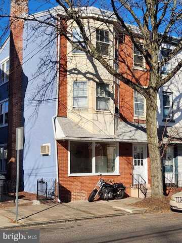 63 KING STREET, POTTSTOWN, PA 19464