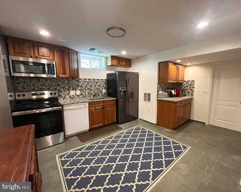 2302 E RANDOLPH AVENUE, ALEXANDRIA, VA 22301