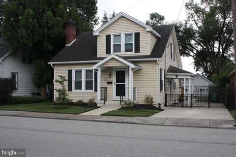 262 F STREET, CARLISLE, PA 17013