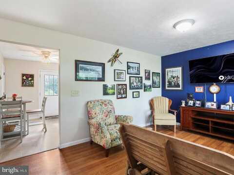 471 UNIVERSE DRIVE, MARTINSBURG, WV 25404