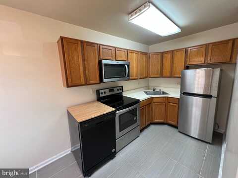 1801 KEY BOULEVARD, ARLINGTON, VA 22201