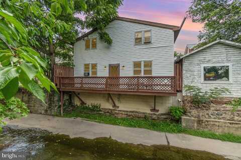 31 E WATER STREET, GETTYSBURG, PA 17325