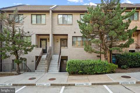 3895 STEPPES COURT, FALLS CHURCH, VA 22041