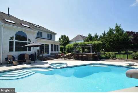 1102 REDTAIL ROAD, AUDUBON, PA 19403