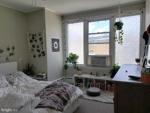 1501 S 12TH STREET, PHILADELPHIA, PA 19147