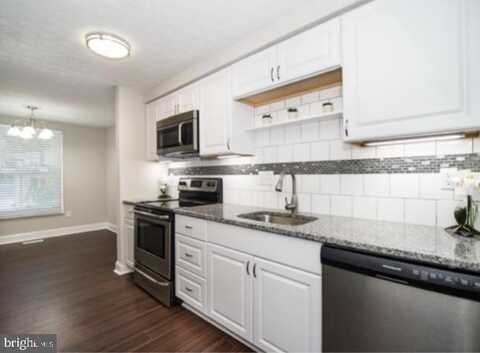 637 WHITTIER PARKWAY, SEVERNA PARK, MD 21146