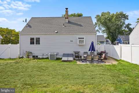31 BALTUSROL STREET, HAMILTON, NJ 08690
