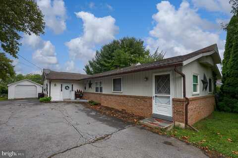 1147 W MAIN STREET, EPHRATA, PA 17522