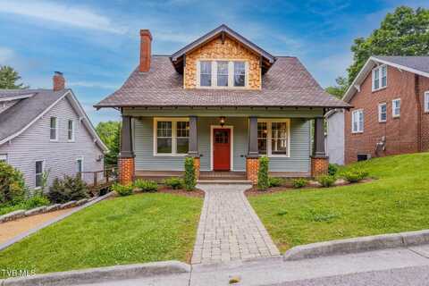263 Northeast Oak Hill Street, Abingdon, VA 24210