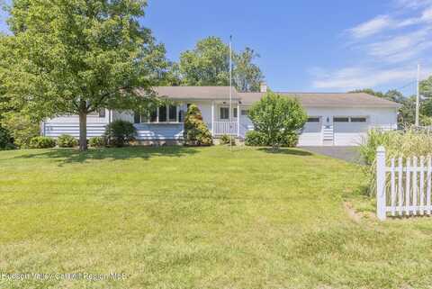2 Dewitt Drive, Saugerties, NY 12477
