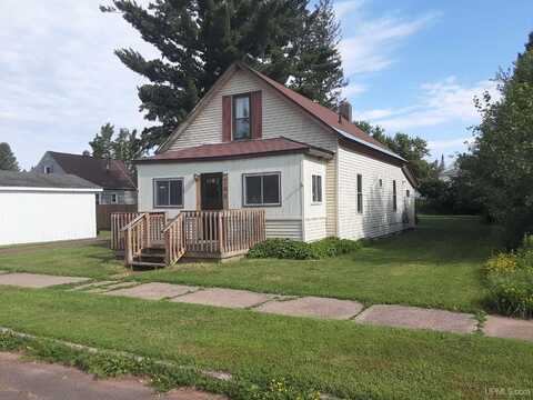 705 Hancock, Wakefield, MI 49968