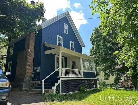 107 E South, Houghton, MI 49931