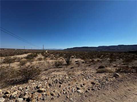 S Camelback Road lot: 65, Yucca, AZ 86438