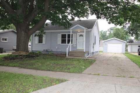 1112 Oregon Street, Waterloo, IA 50702