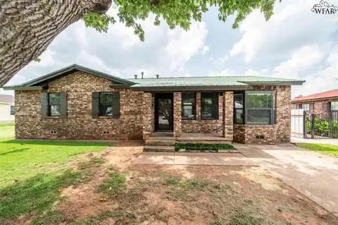 2504 BANDERA BOULEVARD, Wichita Falls, TX 76301