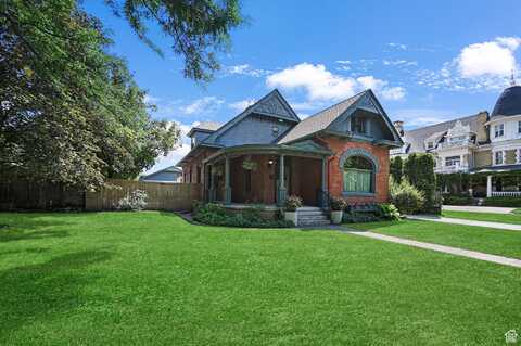 230 W CENTER, Logan, UT 84321