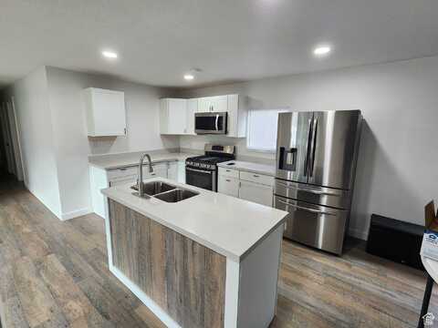 4242 W 3225 S, West Valley City, UT 84120