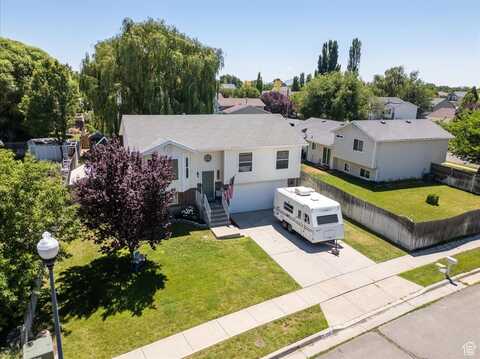 2447 W 2000 N, Clinton, UT 84015
