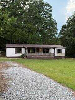98 Alexander Rd, Grantville, GA 30220