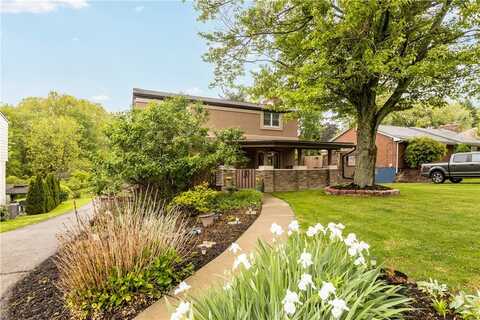 887 E Arcadia Dr, McCandless, PA 15237