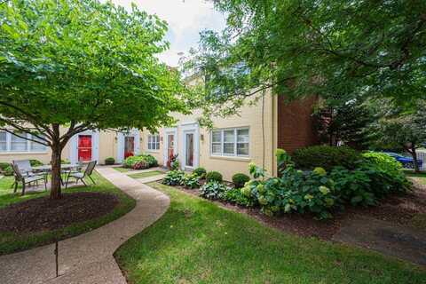 6833 Meade St, Point Breeze, PA 15208
