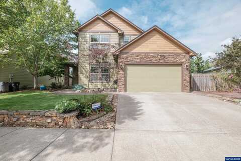 2380 Mountain River Dr, Lebanon, OR 97355