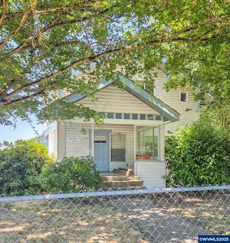 991 W 4th St, Halsey, OR 97348