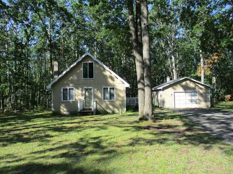 2840 Oak Avenue, Lewiston, MI 49756