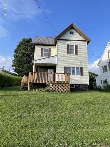 305 Columbus Avenue, Cresson, PA 16630