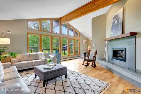 6402 Lone Tree Circle, Anchorage, AK 99507