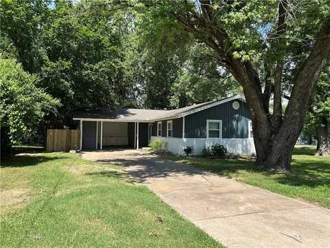 1237 N Vista PL, Fayetteville, AR 72703
