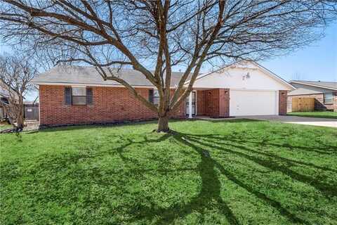 2709 Hyatt AVE, Springdale, AR 72762