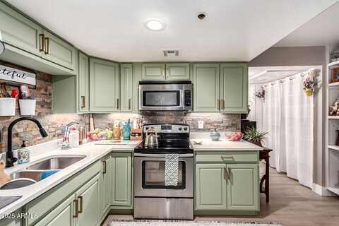 12221 W BELL Road, Surprise, AZ 85378