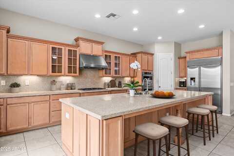 2040 E GERONIMO Street, Chandler, AZ 85225