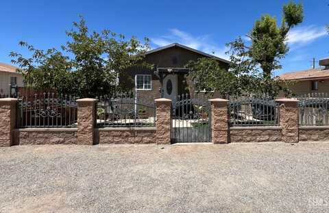 517 Polk Street, Taft, CA 93268