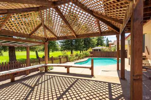 239 Fauna Avenue, Rohnert Park, CA 94928