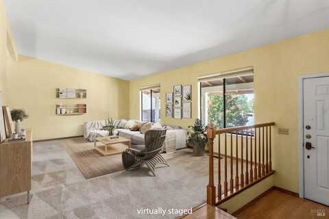 239 Fauna Avenue, Rohnert Park, CA 94928