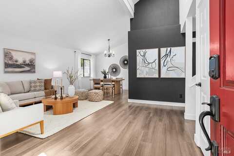 1592 Cerro Sonoma Circle, Petaluma, CA 94954